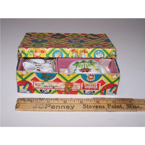 Made in occupied 1940’s Japan child’s porcelain tea set with original box! - Picture 10 of 12